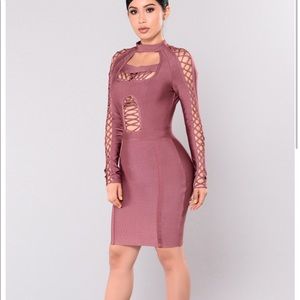 FASHION NOVA TALIAH DREAS